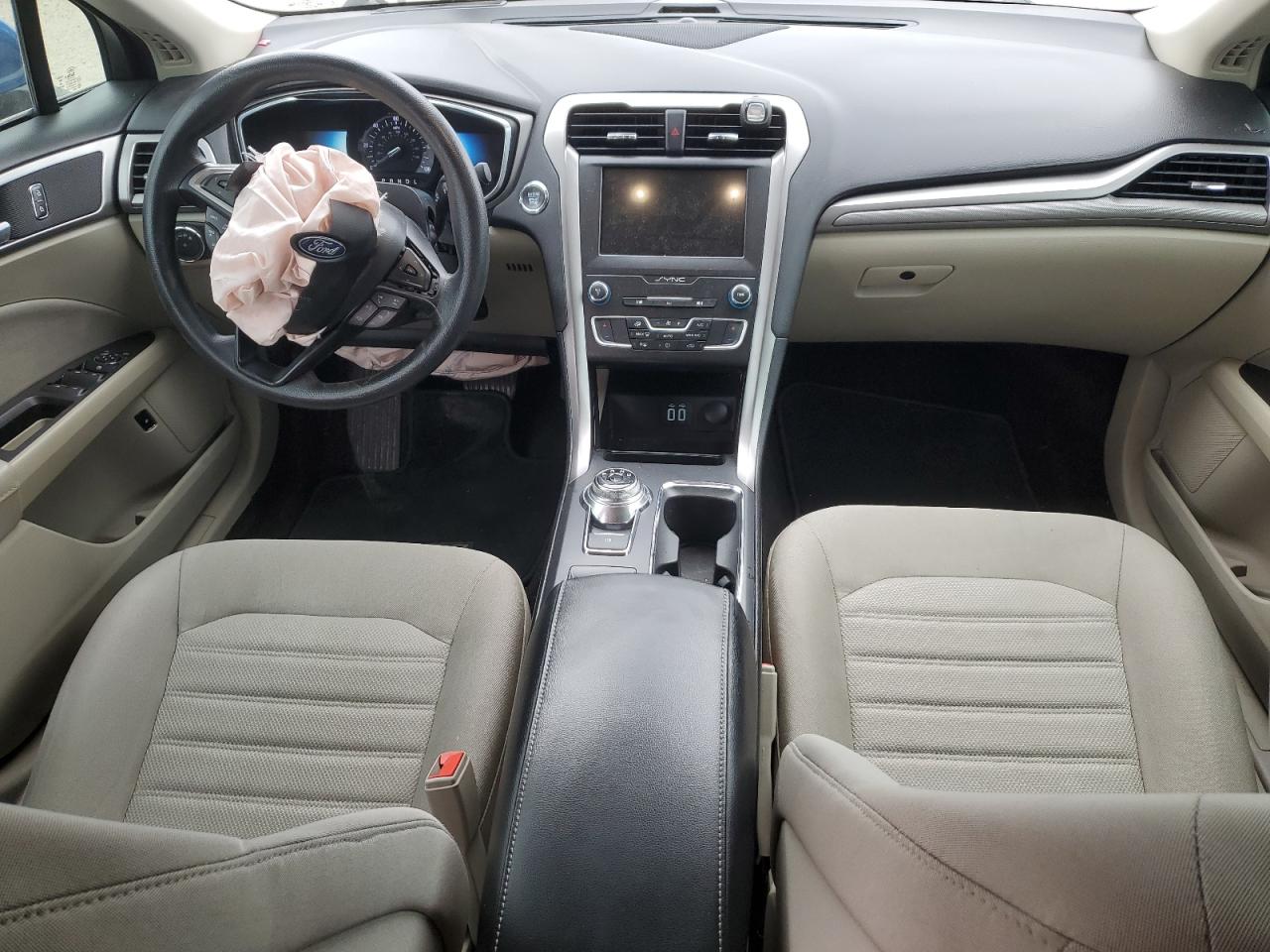 2020 Ford Fusion VIN 3FA6P0LUXLR170087 Copart auction photo, front end damage thumbnail 8