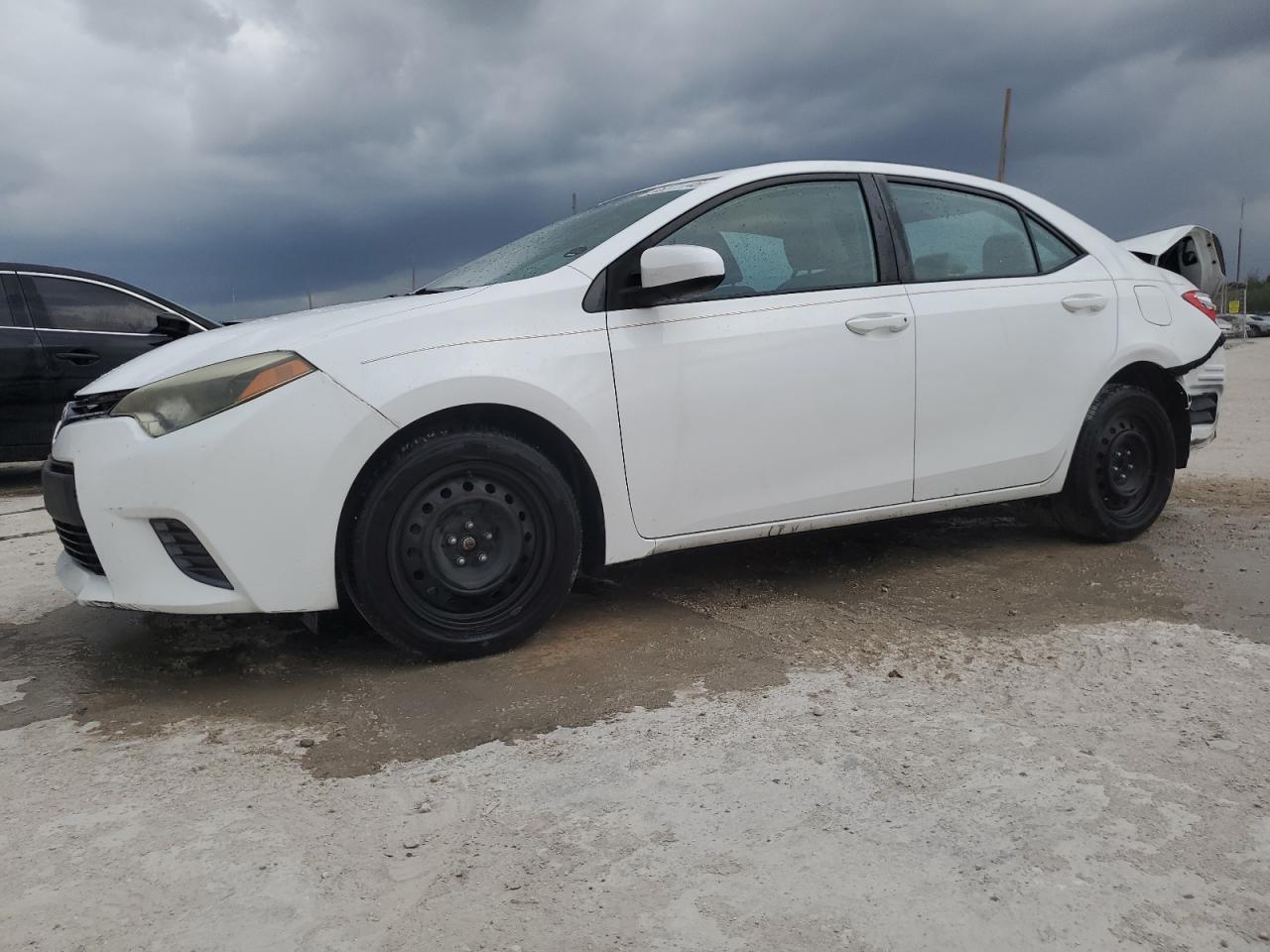 2016 Toyota Corolla VIN 2T1BURHE0GC504131