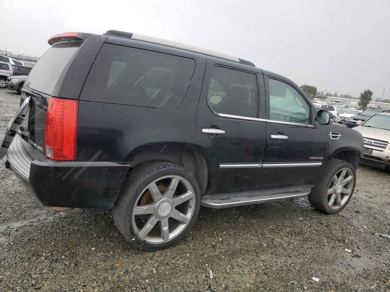 2011 Cadillac Escalade VIN 1GYS3AEFXBR160754 Copart auction photo, front end damage thumbnail 3