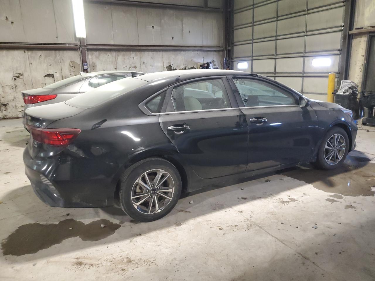 2023 KIA Forte VIN 3KPF24AD1PE581085 Copart auction photo, front end / minor dent/scratches damage thumbnail 3