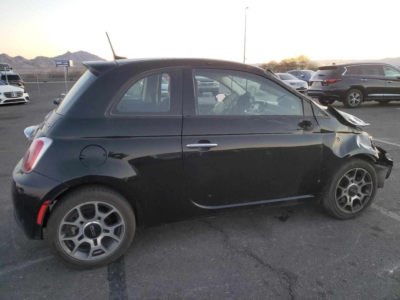 2018 Fiat 500 VIN 3C3CFFKH8JT528685 Copart auction photo, front end / side damage thumbnail 3