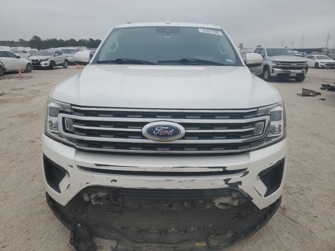 2018 Ford Expedition VIN 1FMJU1HT0JEA63693 Copart auction photo, front end damage thumbnail 5