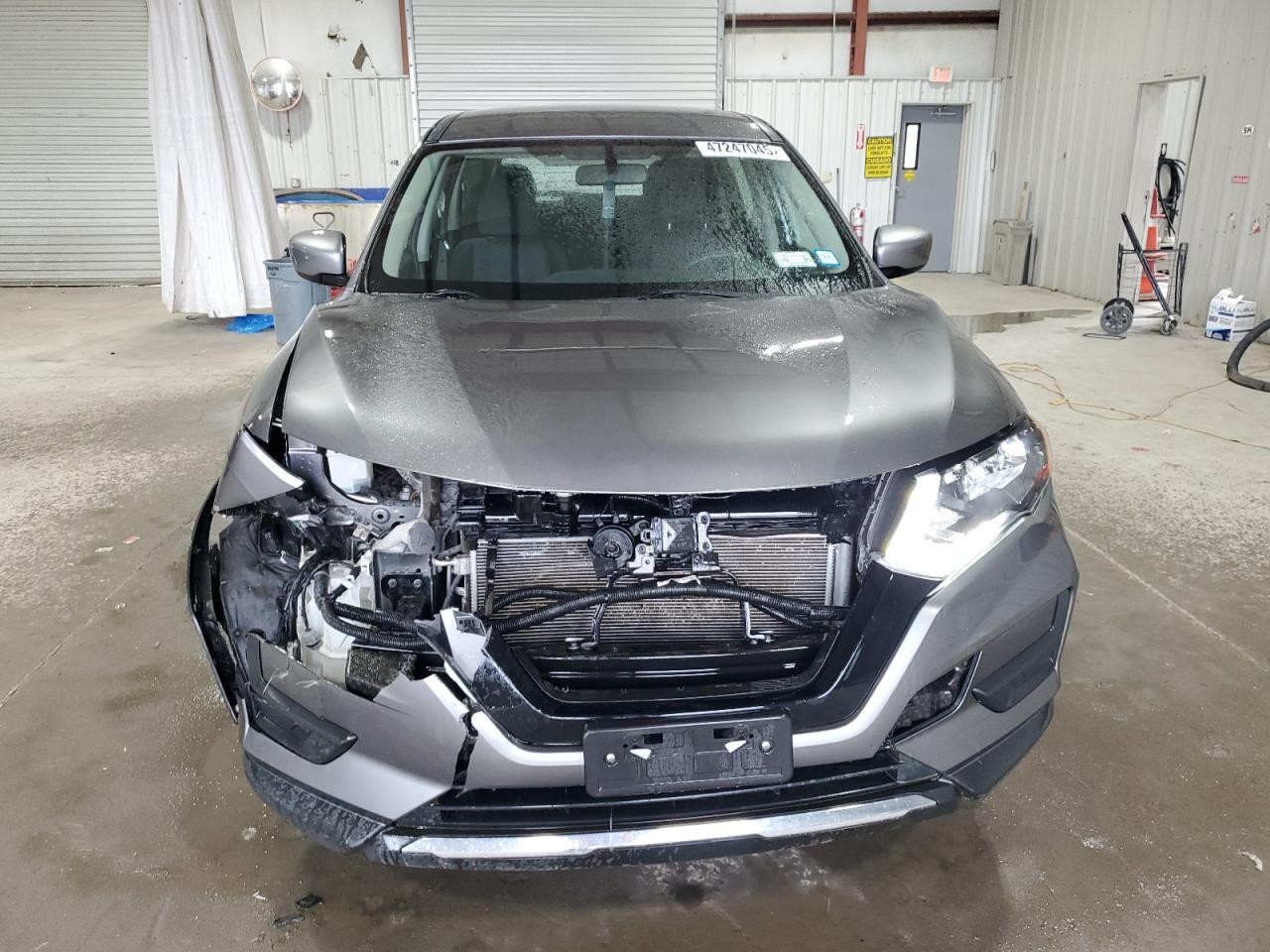 2018 Nissan Rogue VIN KNMAT2MV0JP505350 Copart auction photo, front end damage thumbnail 5