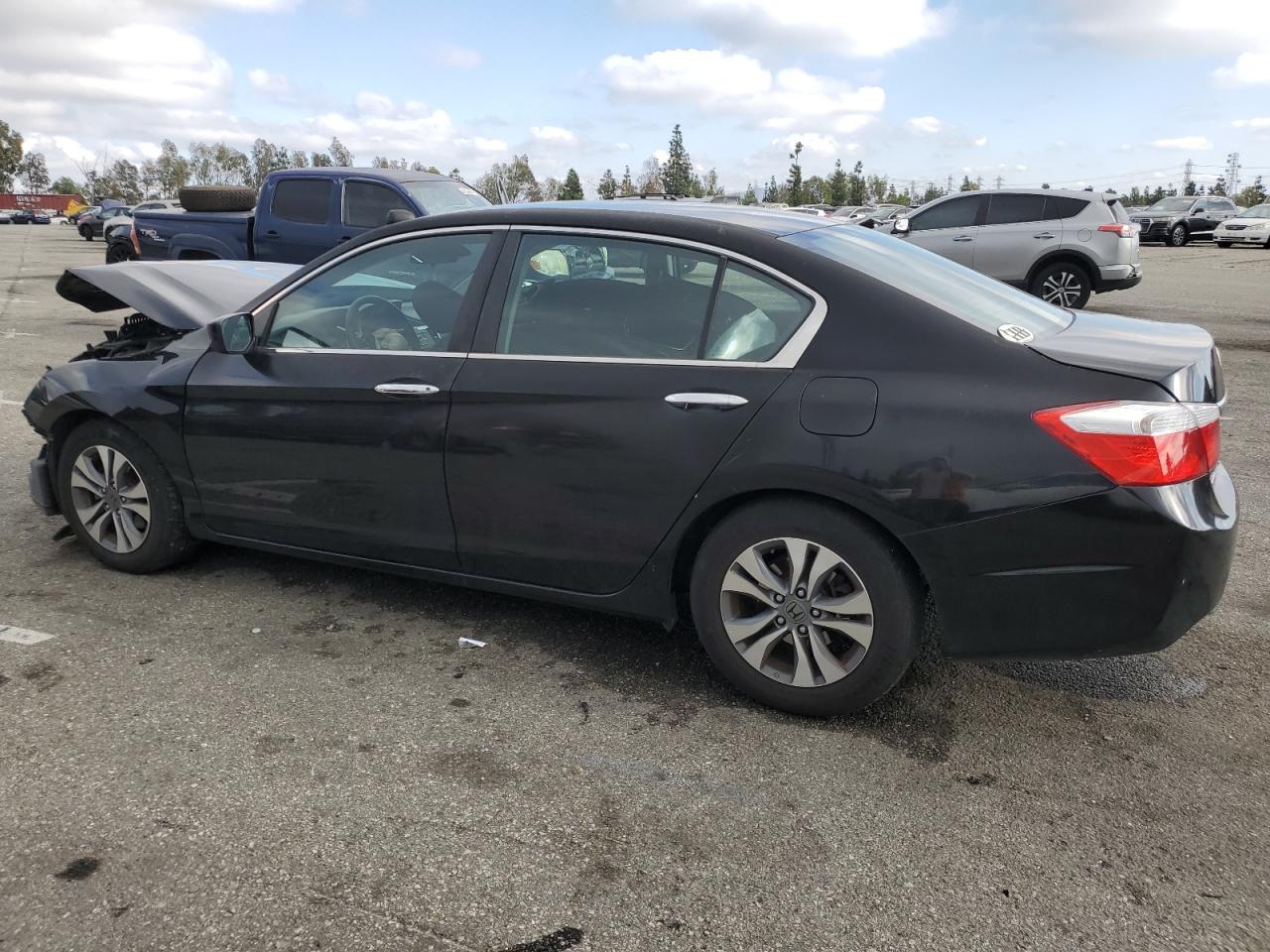 2015 Honda Accord VIN 1HGCR2F33FA196665 Copart auction photo, front end / side damage thumbnail 2