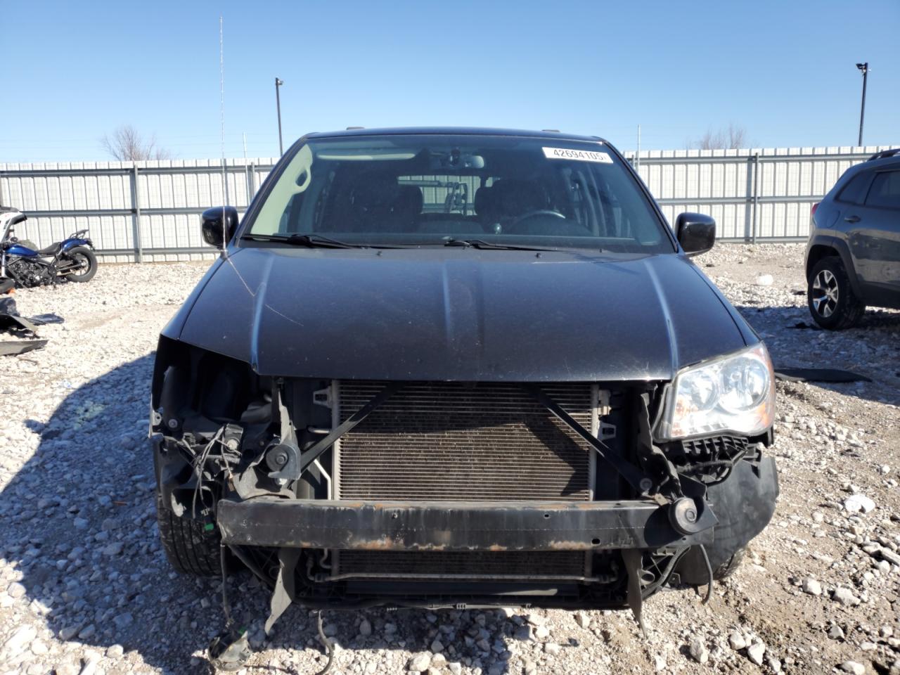 2013 Chrysler Town & Country VIN 2C4RC1BGXDR613835 Copart auction photo, front end damage thumbnail 5