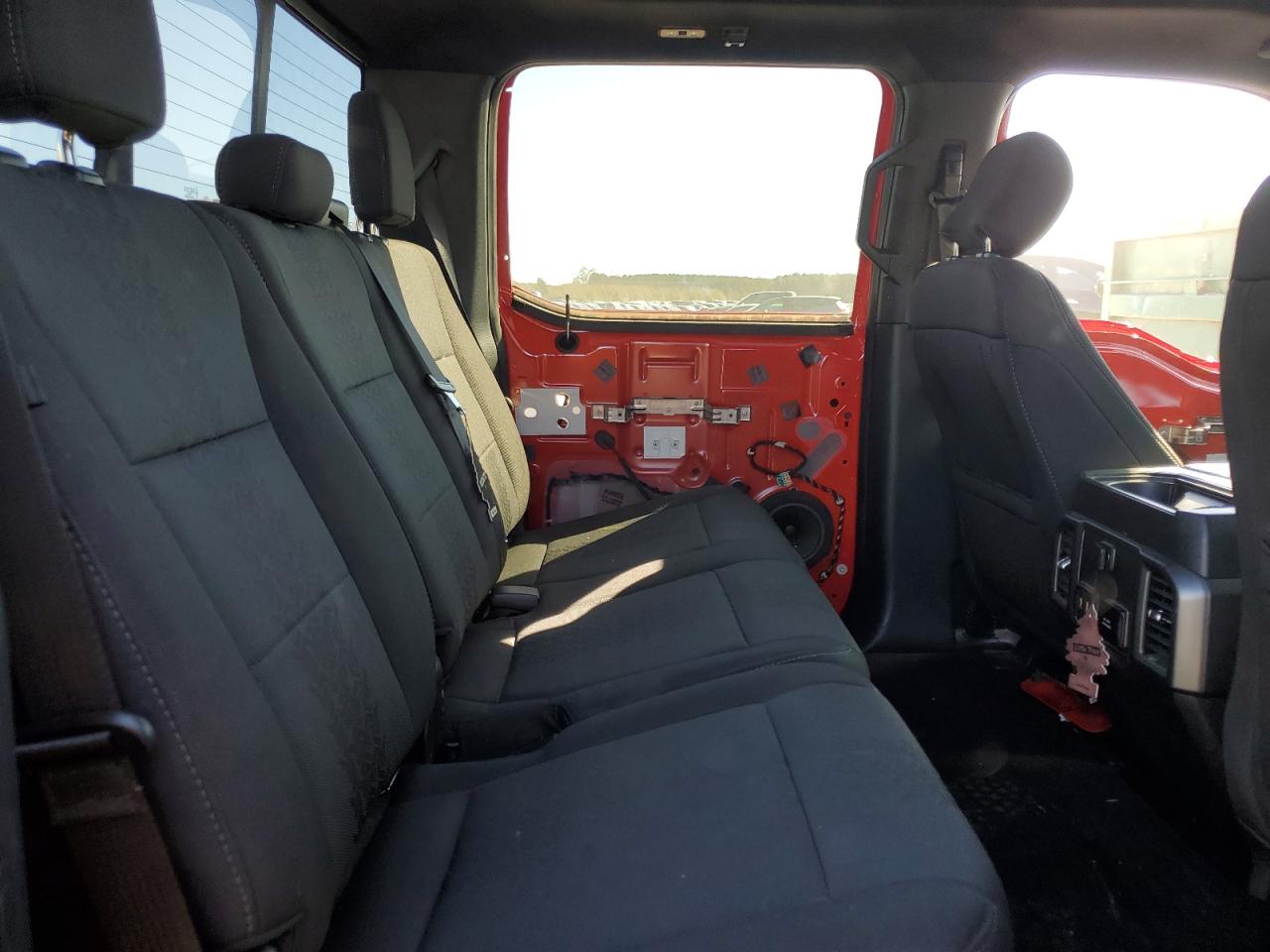 2019 Ford F-150 VIN 1FTEW1E48KFB58284 Copart auction photo, side damage thumbnail 11