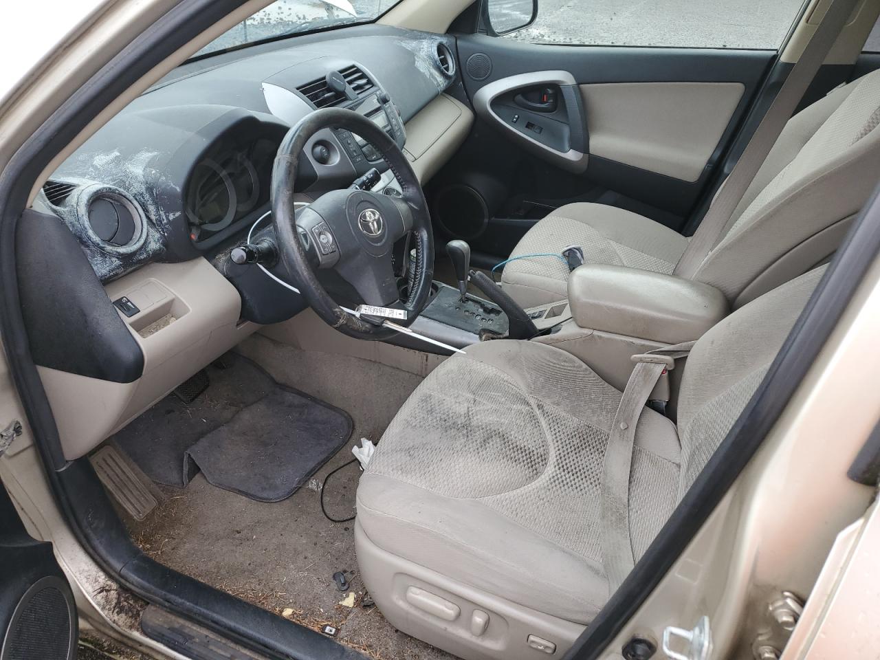 2008 Toyota RAV 4 VIN JTMBK31V986034557 Copart auction photo, biohazard/chemical / rear end damage thumbnail 7