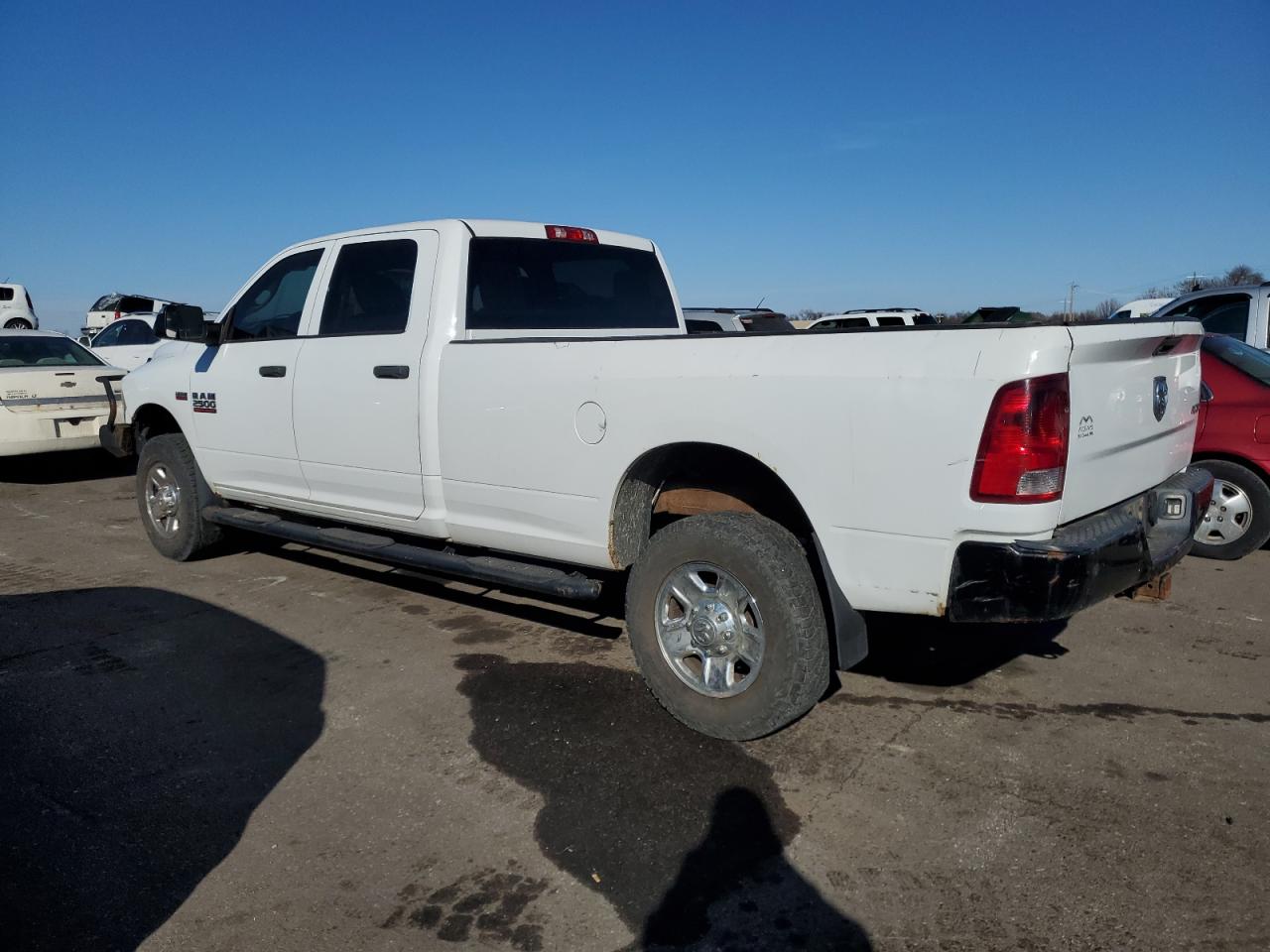 2014 RAM 2500 VIN 3C6UR5HJ9EG323636 Copart auction photo, minor dent/scratches / side damage thumbnail 2
