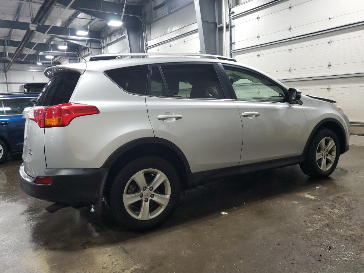 2014 Toyota RAV 4 VIN JTMRFREVXED077327 Copart auction photo, front end damage thumbnail 3