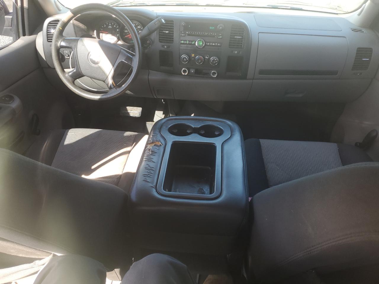 2008 Chevrolet Silverado VIN 2GCEC13CX81100843 Copart auction photo, rear end / minor dent/scratches damage thumbnail 8