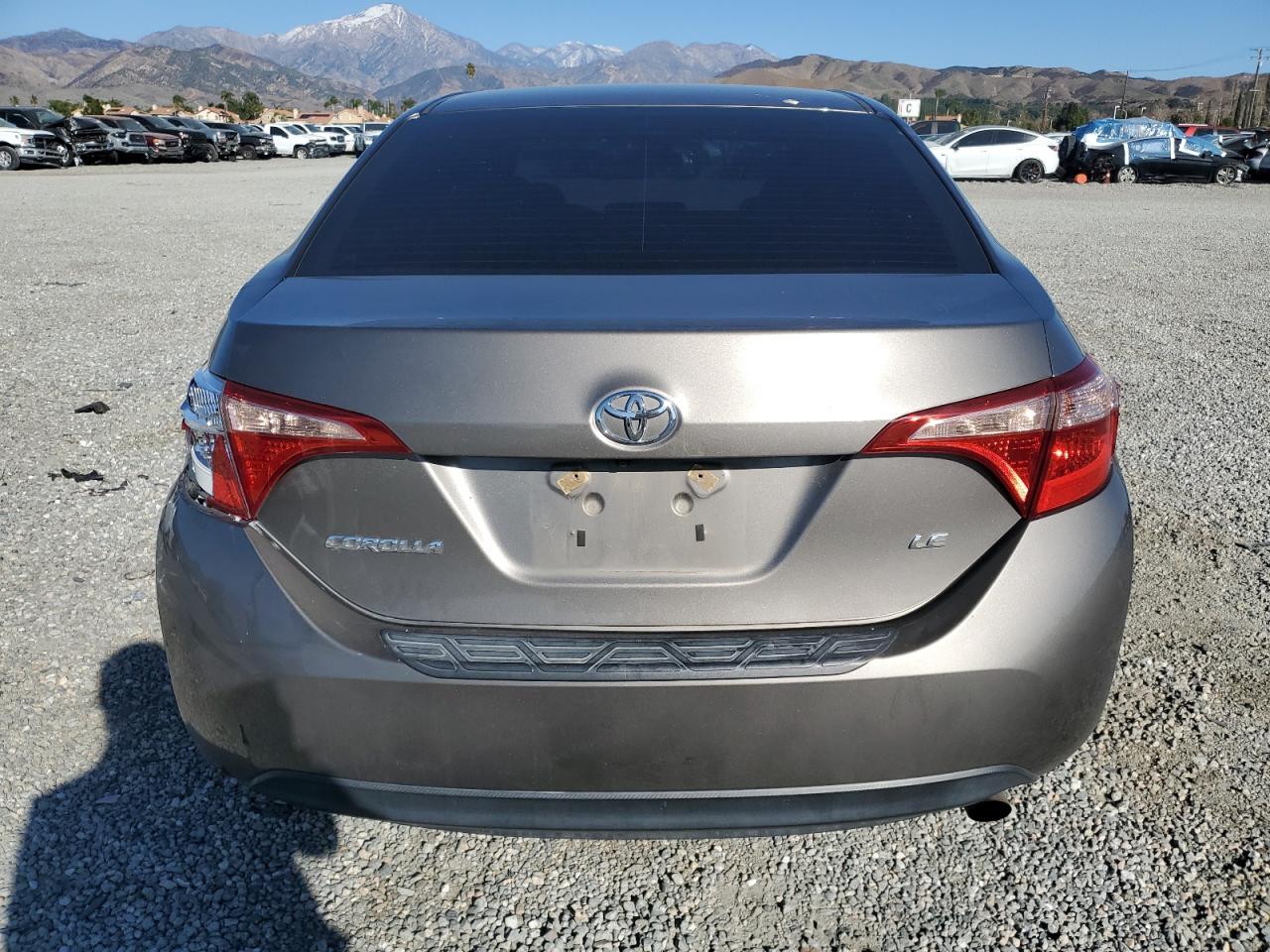 2019 Toyota Corolla VIN 2T1BURHE0KC129902 Copart auction photo, all over damage thumbnail 6