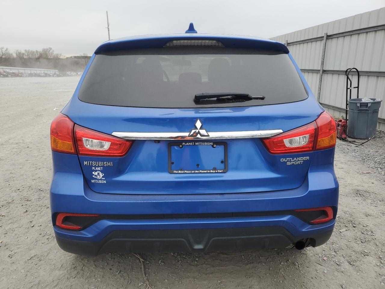 2018 Mitsubishi Outlander VIN JA4AP3AU8JU023078 Copart auction photo, minor dent/scratches / damage history damage thumbnail 6