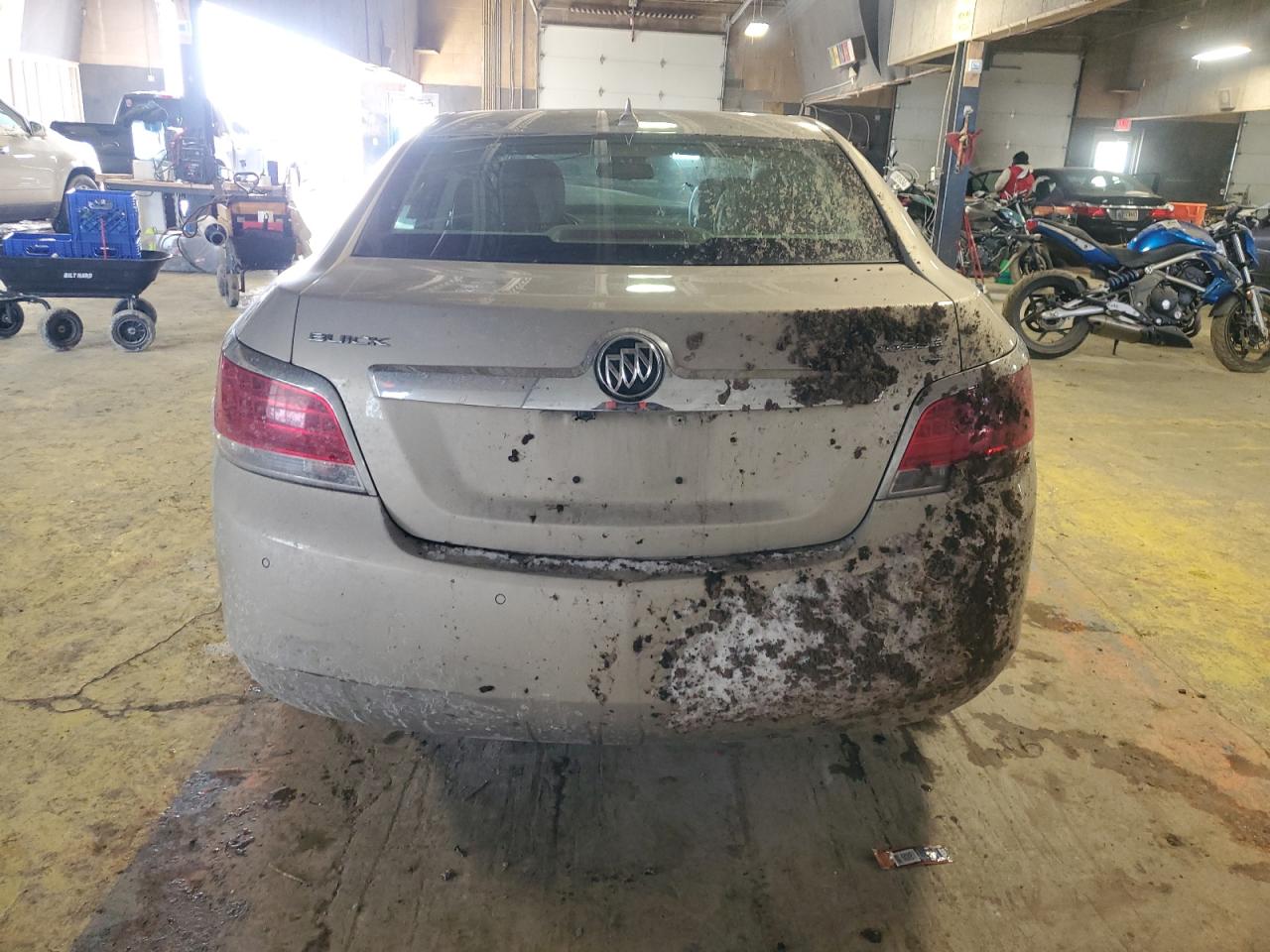 2011 Buick LaCrosse VIN 1G4GC5EDXBF319416 Copart auction photo, front end / minor dent/scratches damage thumbnail 6