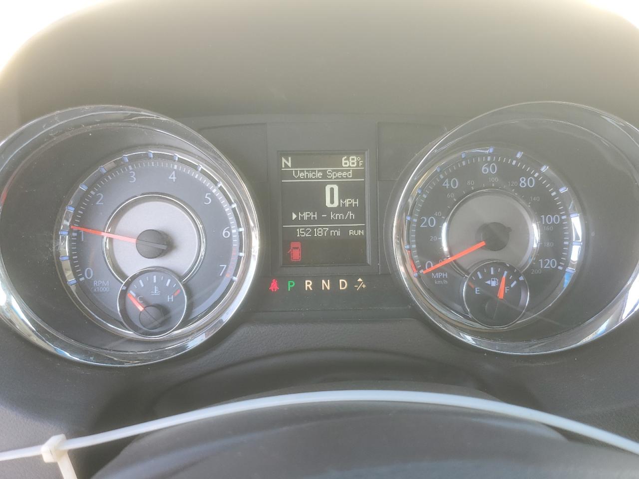 2014 Chrysler Town & Country VIN 2C4RC1BGXER343295 Copart auction photo, front end damage thumbnail 9