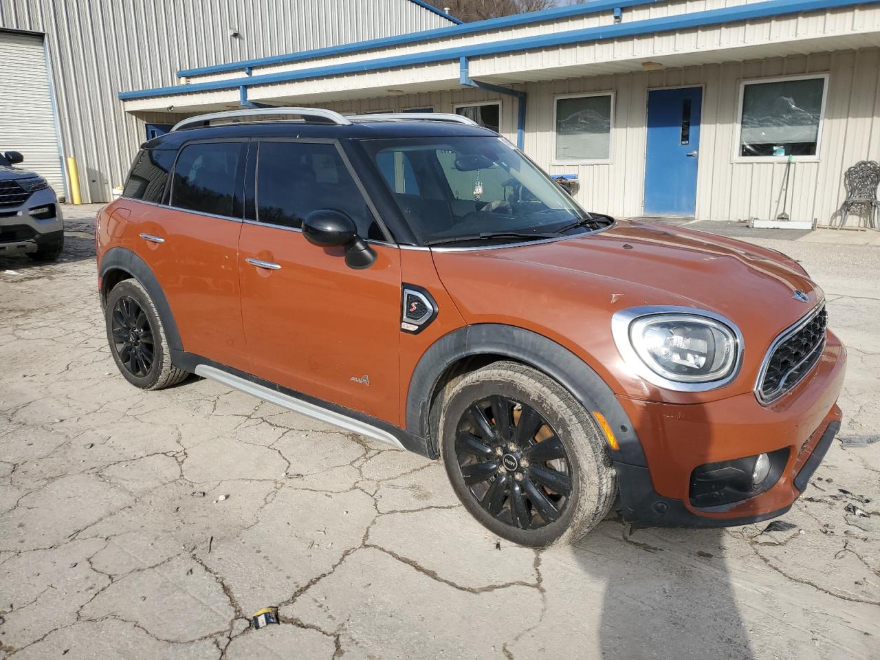 2018 MINI Cooper VIN WMZYT5C39J3E61682 Copart auction photo, water/flood damage thumbnail 4