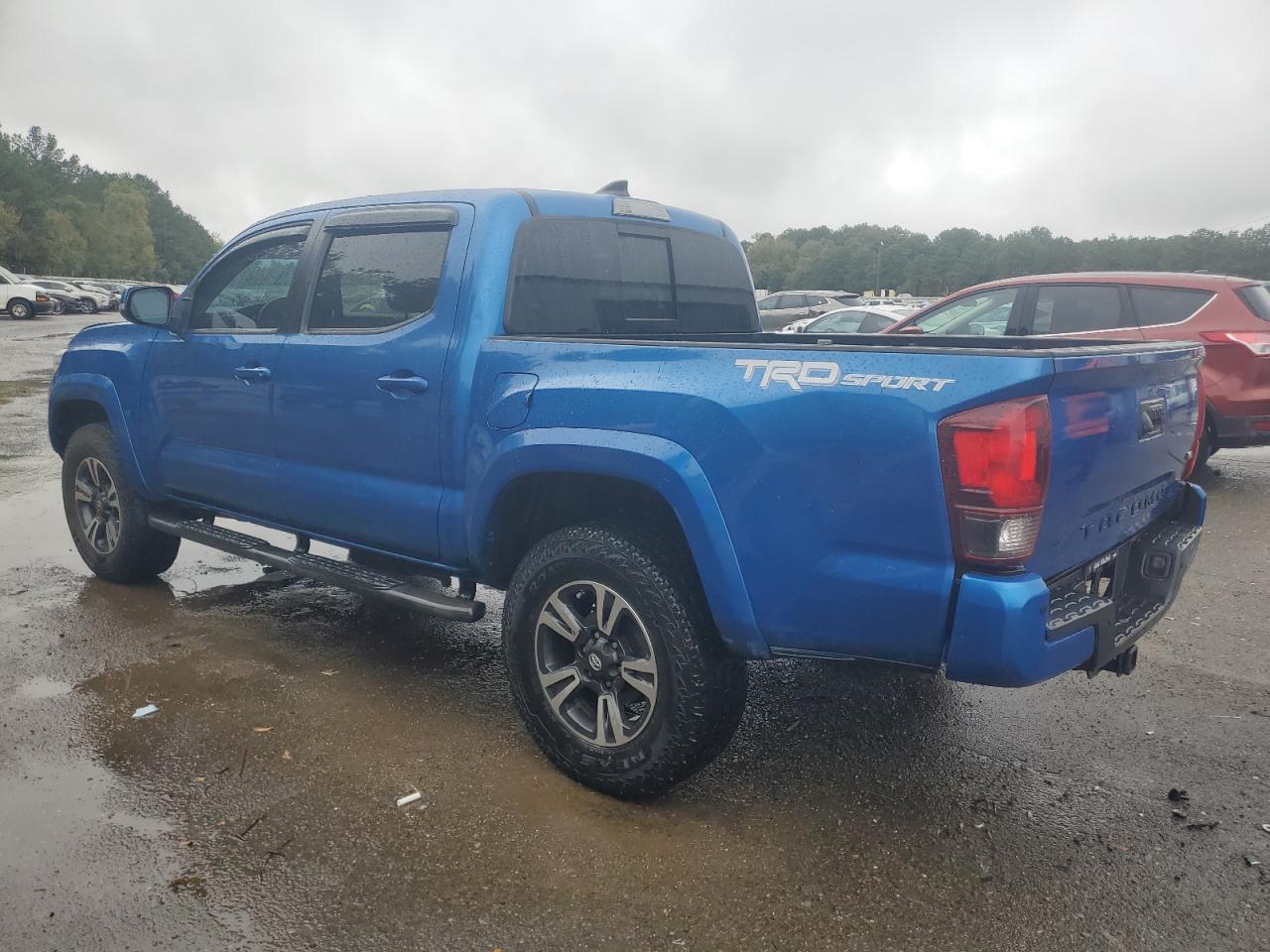 2018 Toyota Tacoma VIN 5TFAZ5CN3JX064301 Copart auction photo, front end damage thumbnail 2