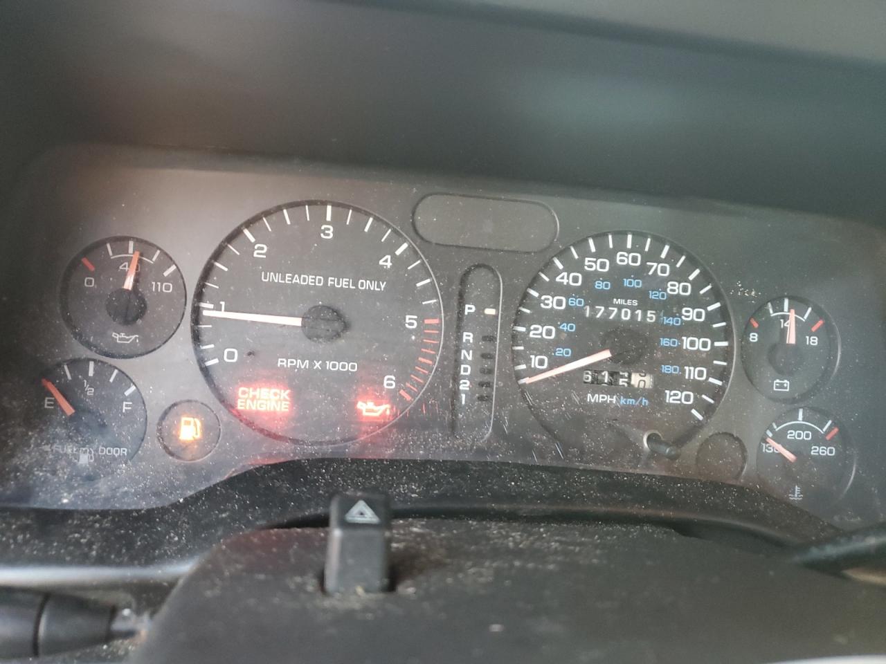 1994 Dodge RAM VIN 1B7HC16Y0RS685227 Copart auction photo, water/flood / minor dent/scratches damage thumbnail 9