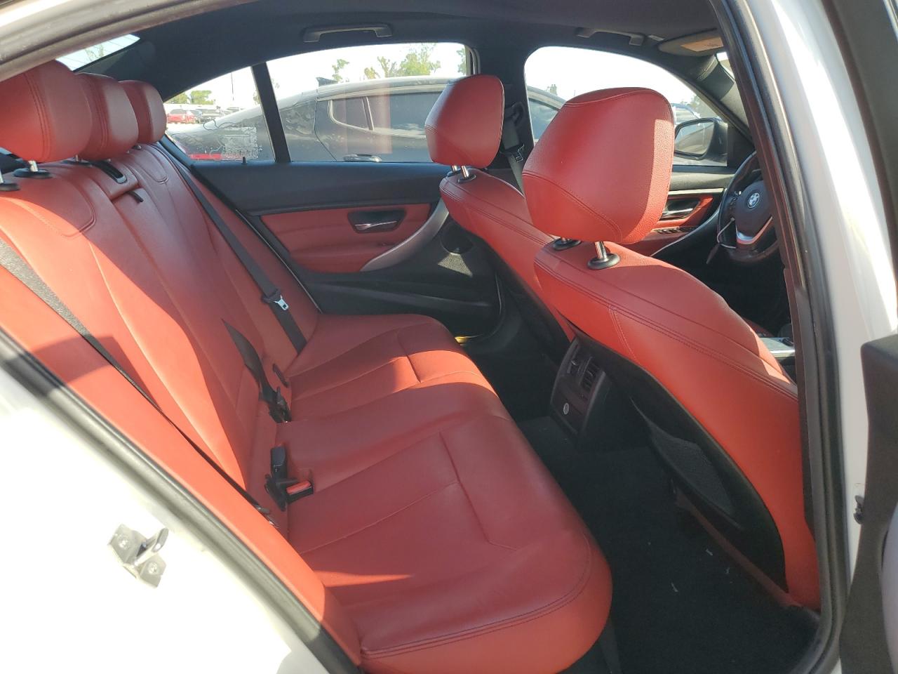 2015 BMW 3er VIN WBA3A5C58FF608947 Copart auction photo, front end damage thumbnail 10