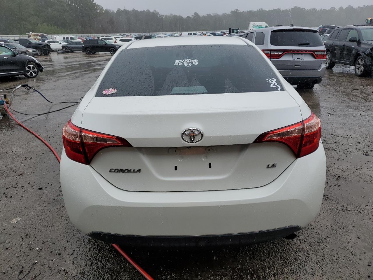 2018 Toyota Corolla VIN 5YFBURHE1JP847490 Copart auction photo, front end damage thumbnail 6