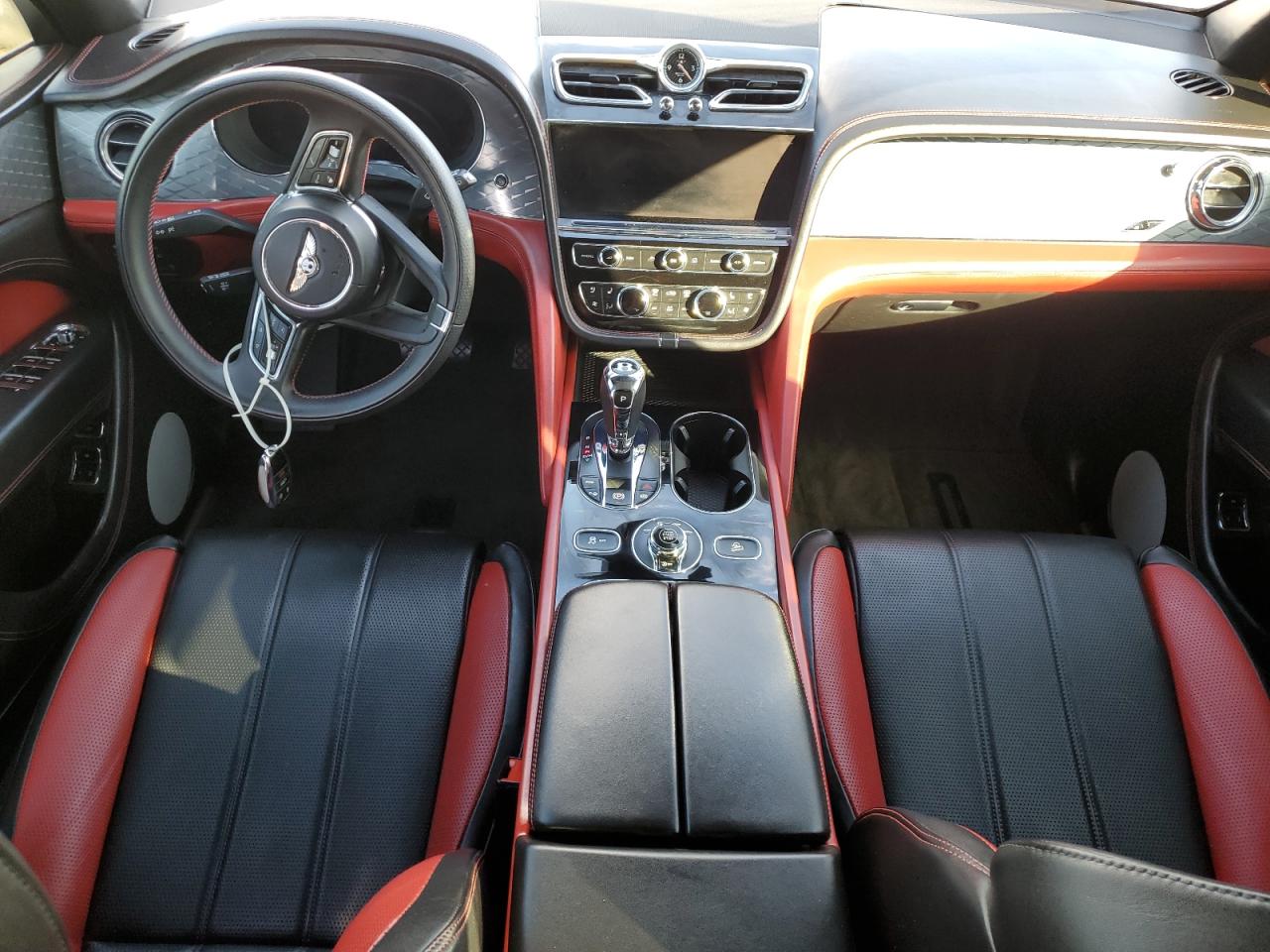 2022 Bentley Bentayga VIN SJAAM2ZV9NC013534 Copart auction photo, water/flood damage thumbnail 8