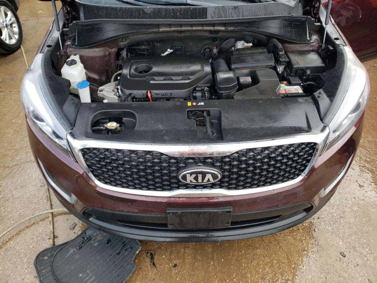 2017 KIA Sorento VIN 5XYPG4A33HG323555 Copart auction photo, rear end damage thumbnail 11