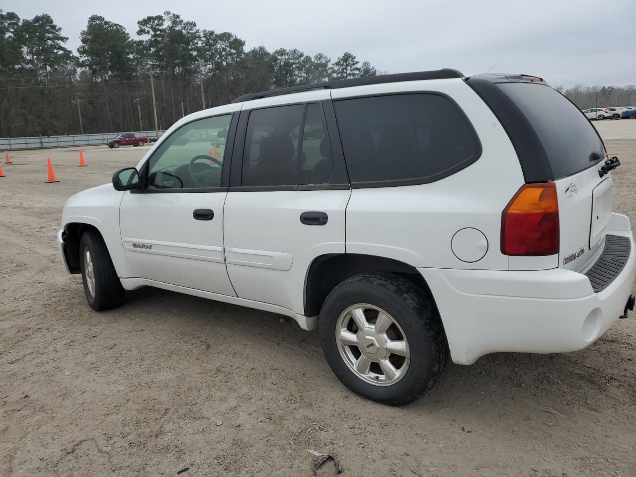 2004 GMC Envoy VIN 1GKDS13S042166838 Copart auction photo, front end damage thumbnail 2