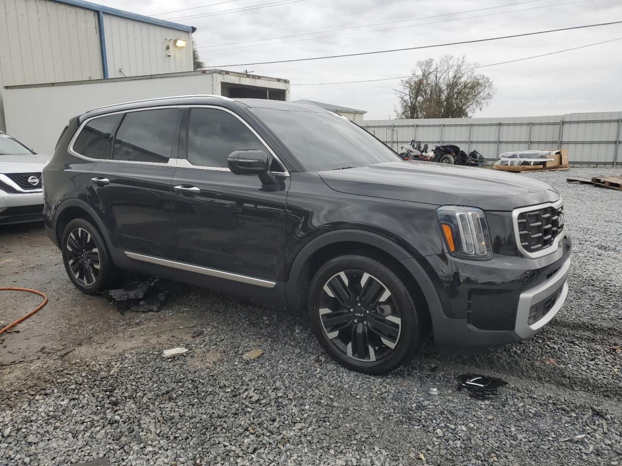 2023 KIA Telluride VIN 5XYP5DGC8PG329444 Copart auction photo, water/flood damage thumbnail 4