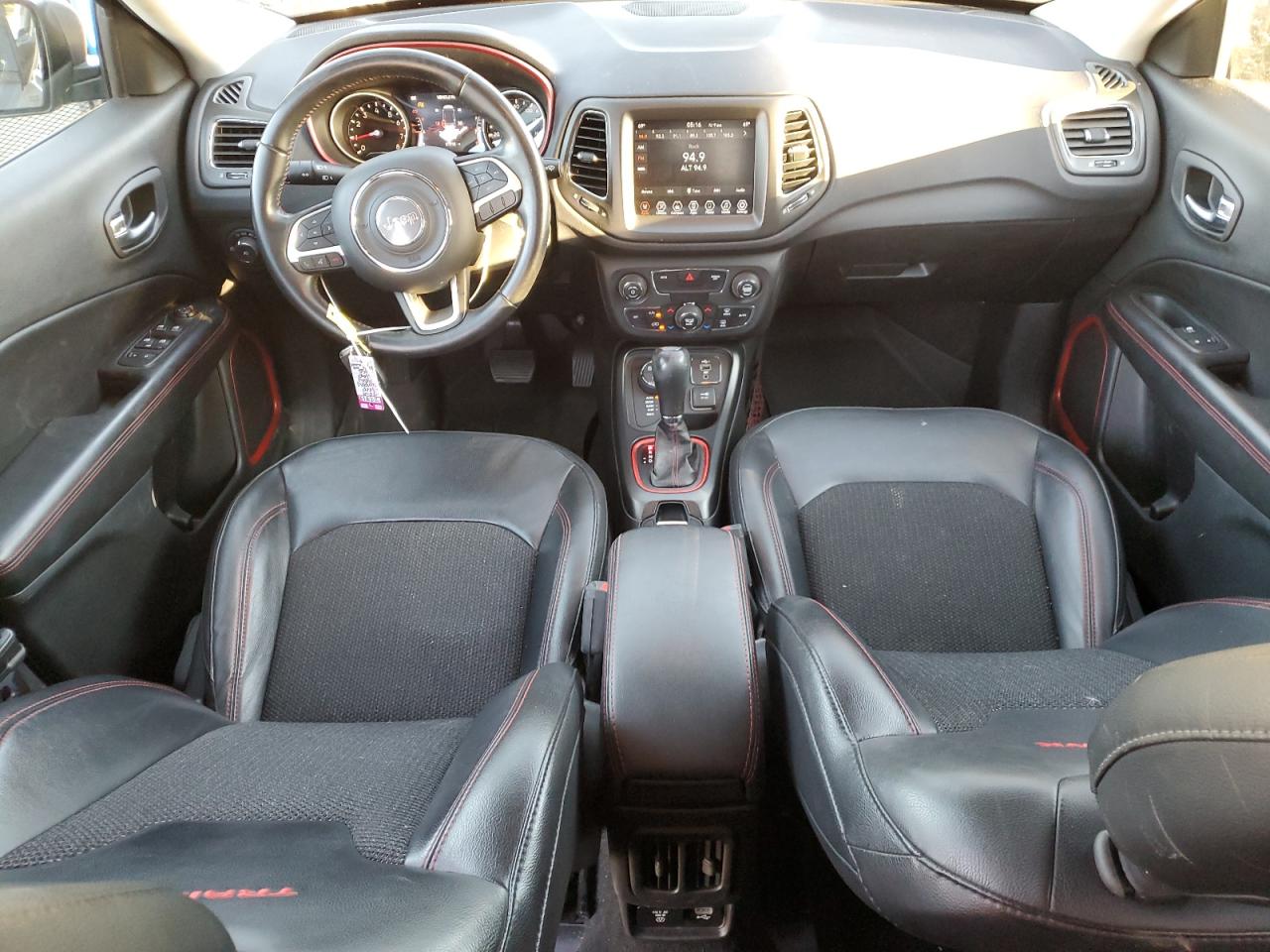 2019 Jeep Compass VIN 3C4NJDDB2KT722033 Copart auction photo, side damage thumbnail 8