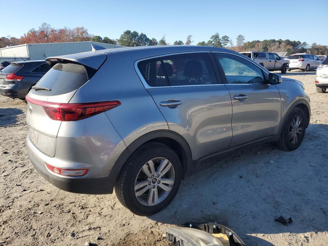 2019 KIA Sportage VIN KNDPMCAC8K7591010 Copart auction photo, front end damage thumbnail 3