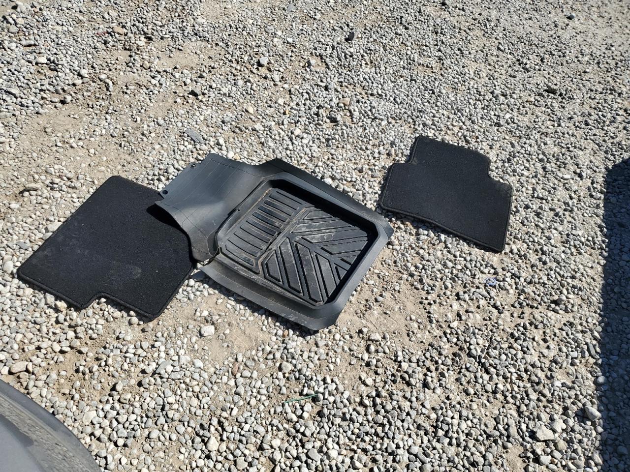 2015 Chrysler 200 VIN 1C3CCCCGXFN668998 Copart auction photo, front end damage thumbnail 14