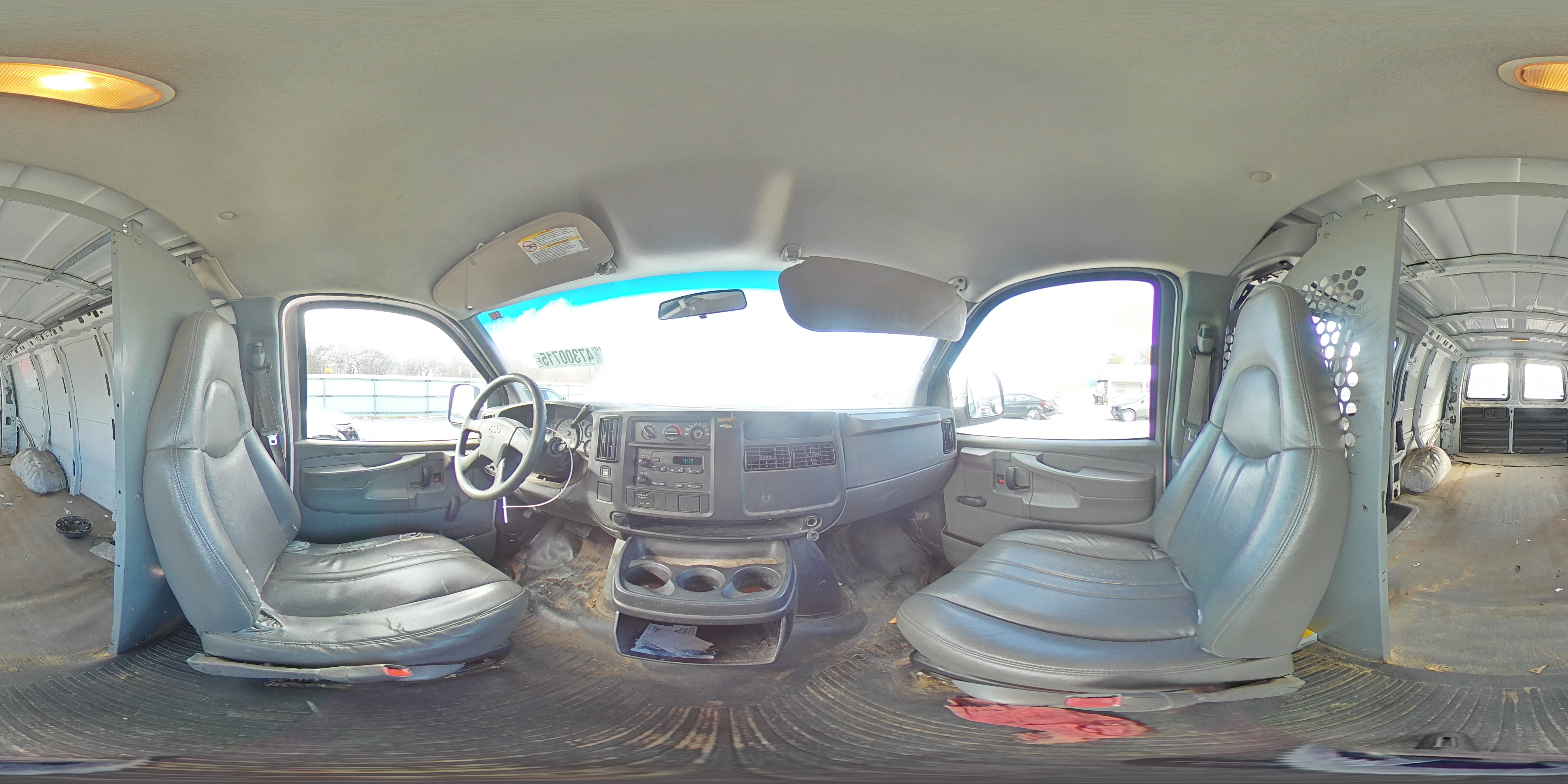 2005 Chevrolet Express VIN 1GCGG25V951210656 Copart auction photo, front end damage thumbnail 14