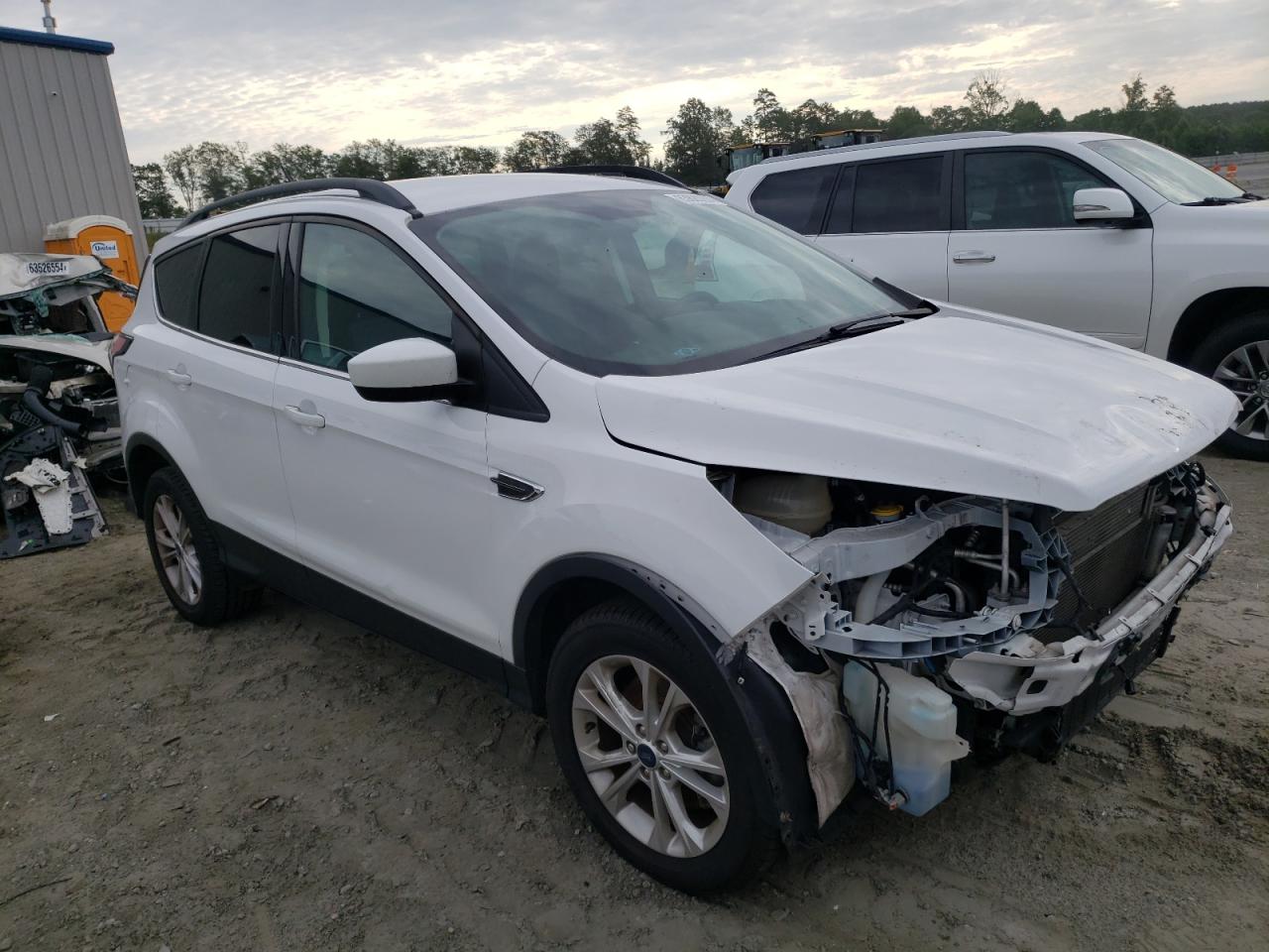 2018 Ford Escape VIN 1FMCU9GD0JUB23396 Copart auction photo, front end damage thumbnail 4