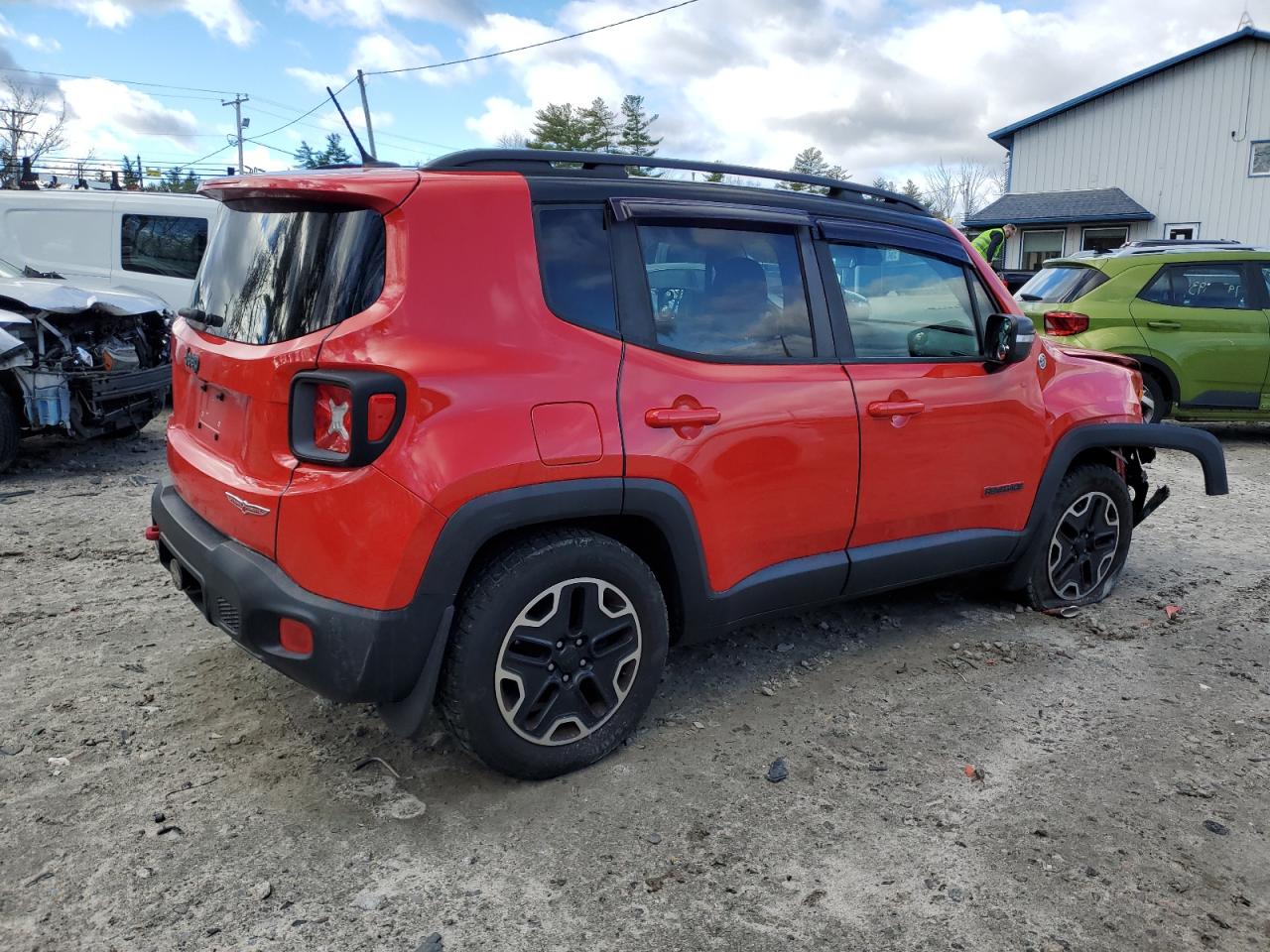 2017 Jeep Renegade VIN ZACCJBCB2HPF24503 Copart auction photo, front end / minor dent/scratches damage thumbnail 3