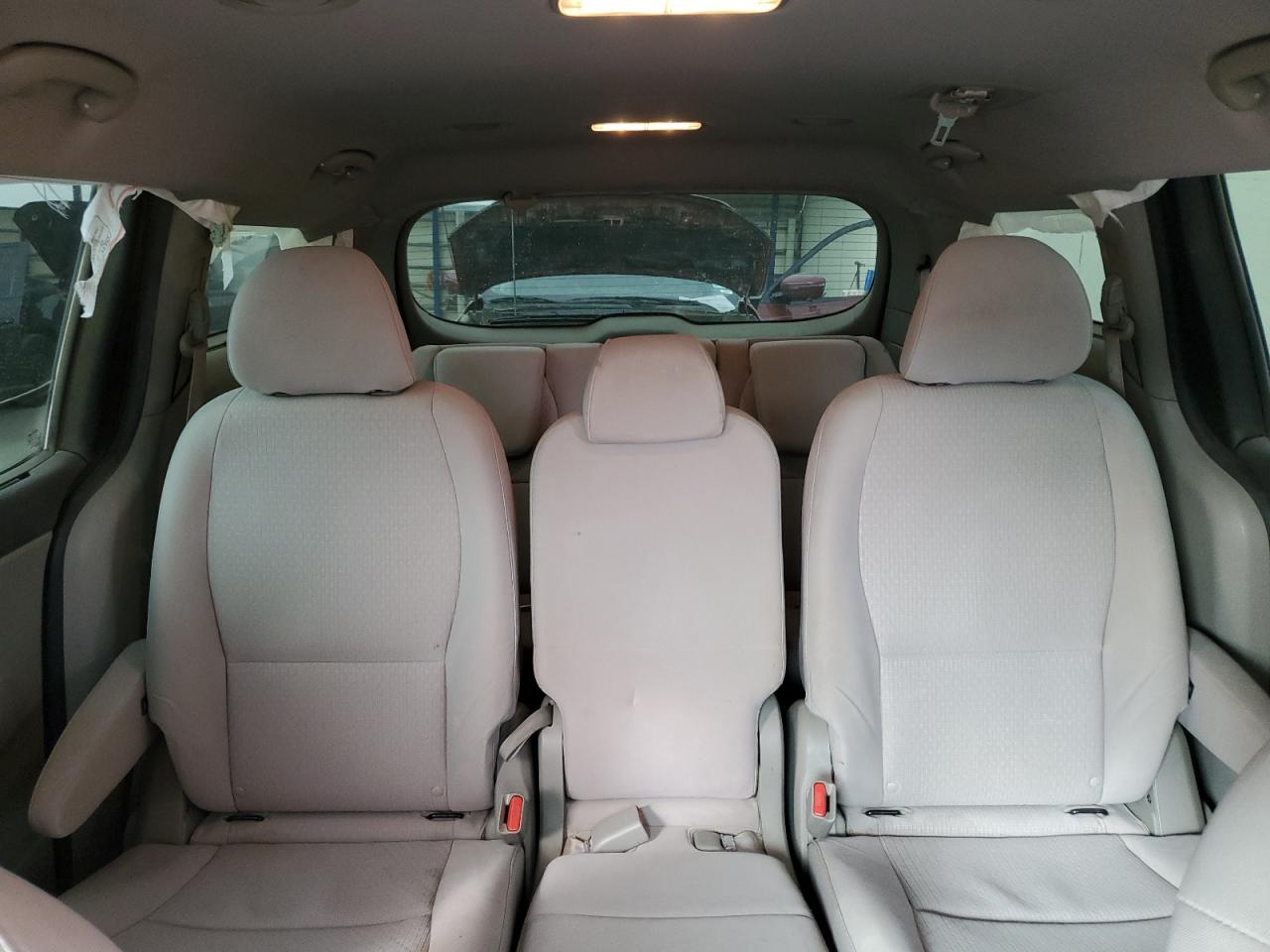 2016 KIA Sedona VIN KNDMB5C13G6150916 Copart auction photo, front end / side damage thumbnail 10