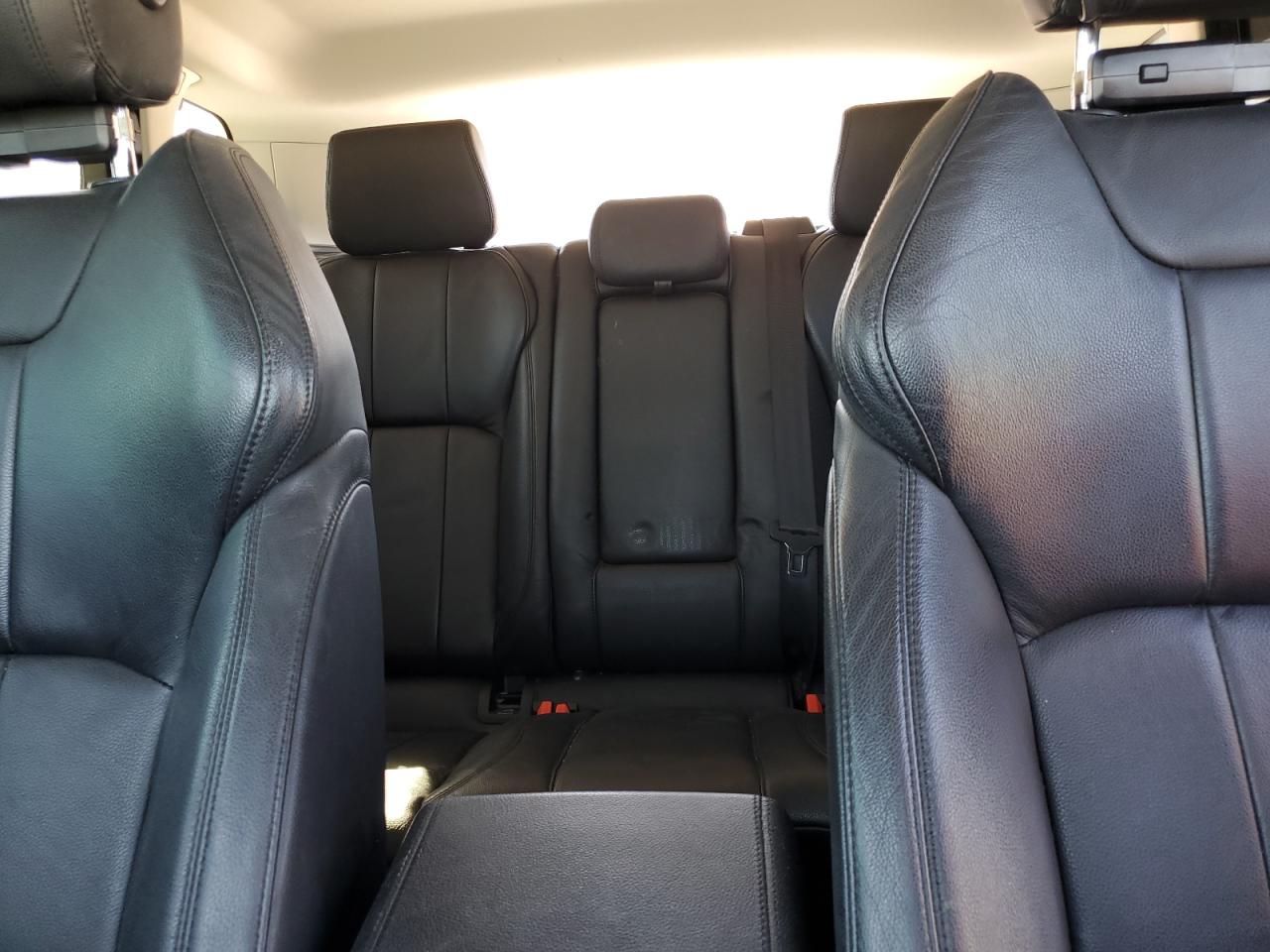 2019 Land Rover Range Rover VIN SALVP2RX7KH331569 Copart auction photo, front end damage thumbnail 10