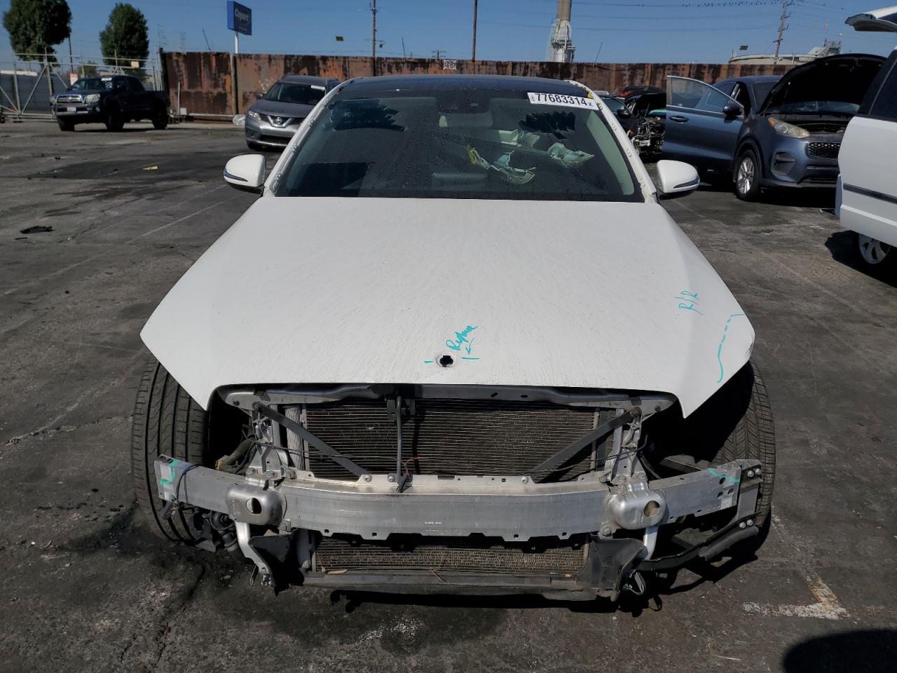 2017 Mercedes-Benz C-klasse VIN 55SWF4JB6HU205186 Copart auction photo, front end / minor dent/scratches damage thumbnail 5
