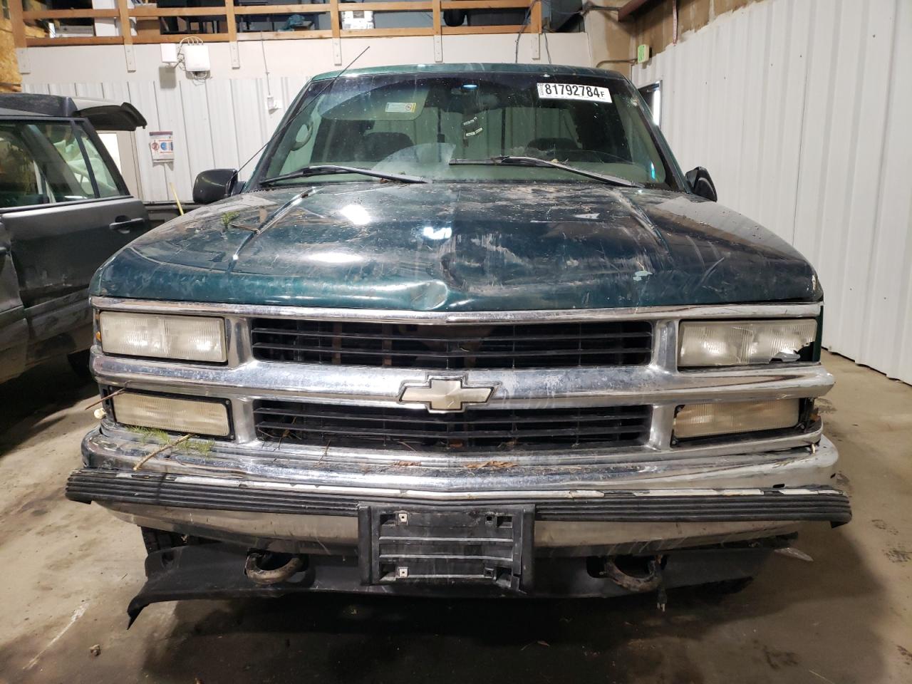 1999 Chevrolet GMT-400 VIN 1GCEK19R2XR123120 Copart auction photo, all over damage thumbnail 5