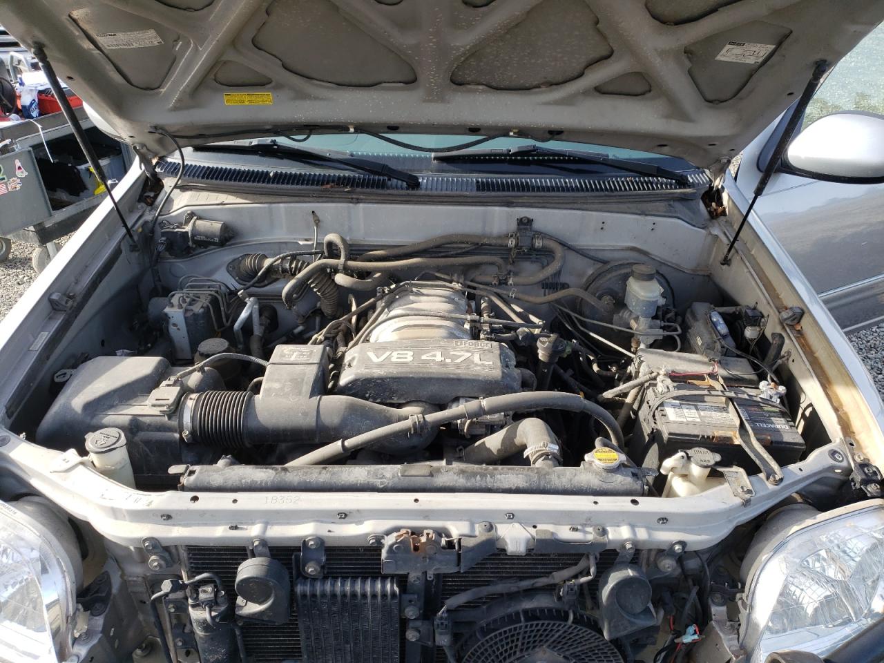 2001 Toyota Sequoia VIN 5TDBT44A91S019980 Copart auction photo, front end / rear end damage thumbnail 12