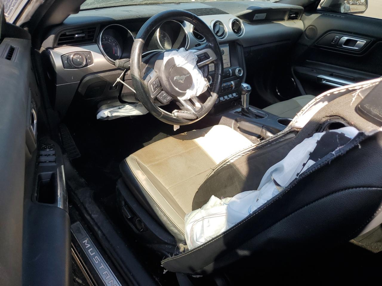 2019 Ford Mustang VIN 1FATP8UH0K5170474 Copart auction photo, front end / minor dent/scratches damage thumbnail 8