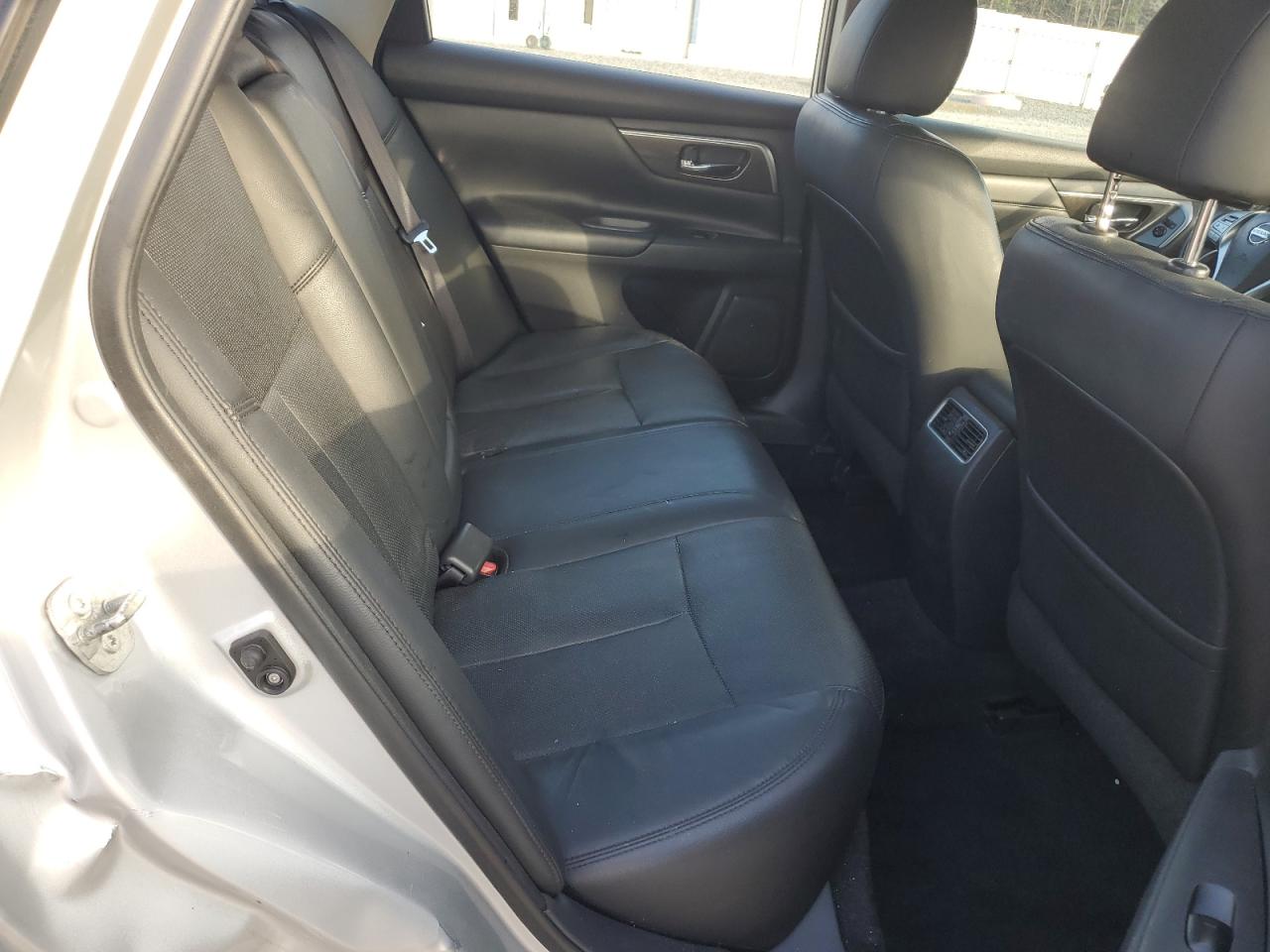 2015 Nissan Altima VIN 1N4AL3AP3FN361300 Copart auction photo, side damage thumbnail 11
