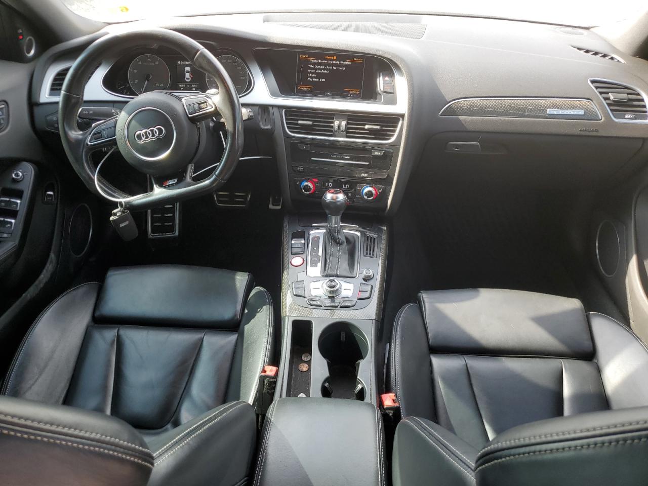2016 Audi RS4 VIN WAUBGAFL8GA000812 Copart auction photo, rear end damage thumbnail 8