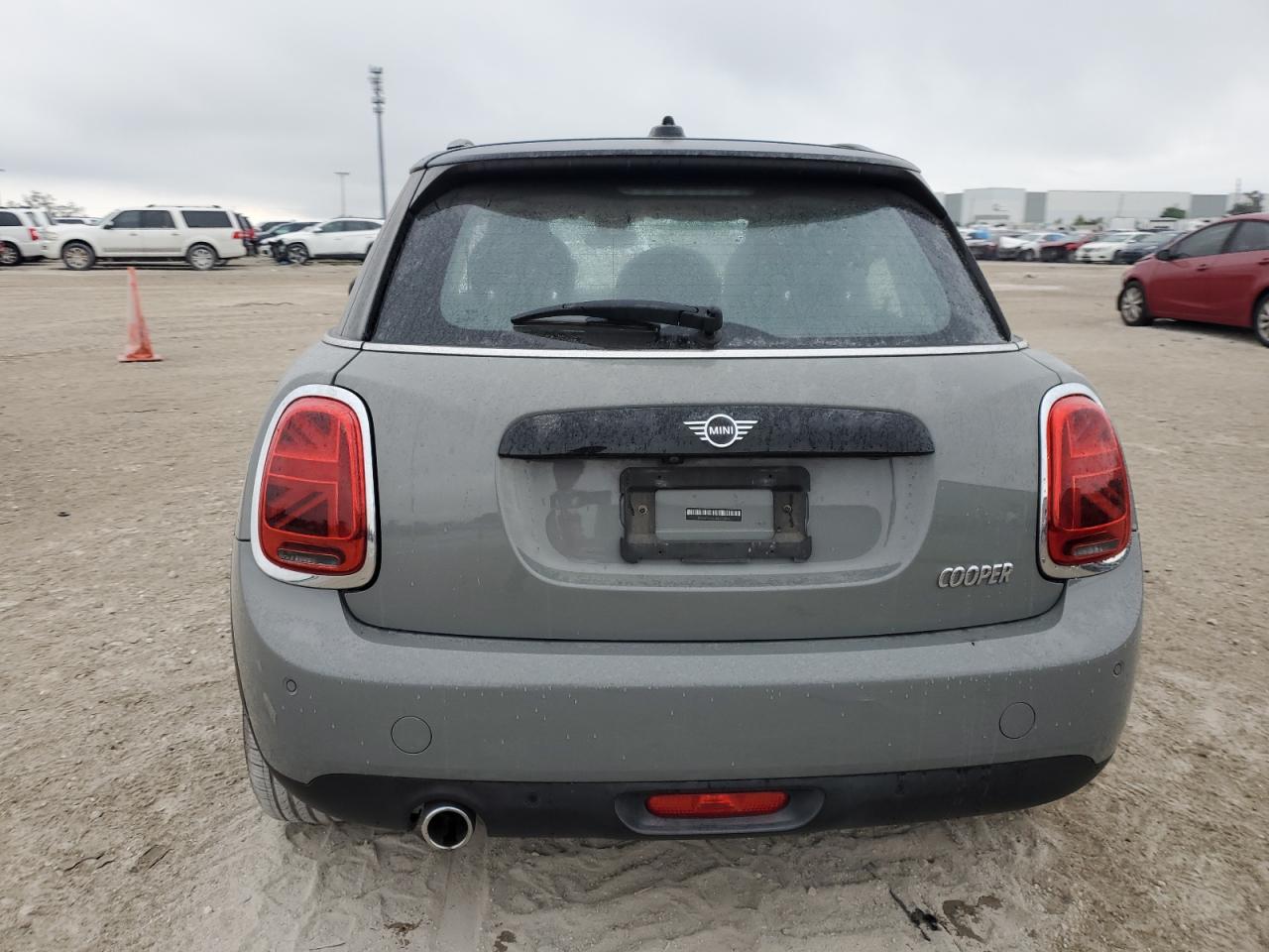 2020 MINI Cooper VIN WMWXU7C08L2L72876 Copart auction photo, side / front end damage thumbnail 6