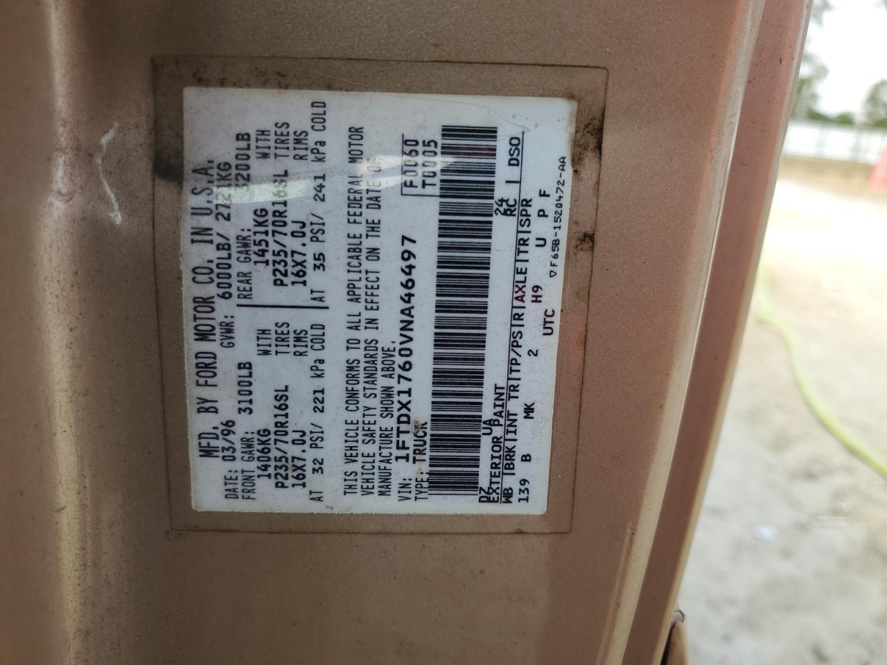 1997 Ford F-150 VIN 1FTDX1760VNA46497 Copart auction photo, rear end damage thumbnail 12