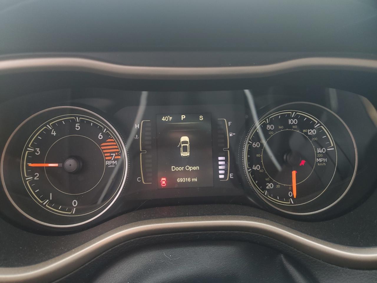 2016 Jeep Grand Cherokee VIN 1C4PJLCB8GW257974 Copart auction photo, front end damage thumbnail 9