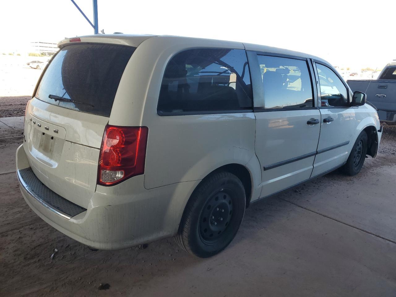 2013 Dodge Caravan VIN 2C4RDGBG1DR814734 Copart auction photo, front end damage thumbnail 3