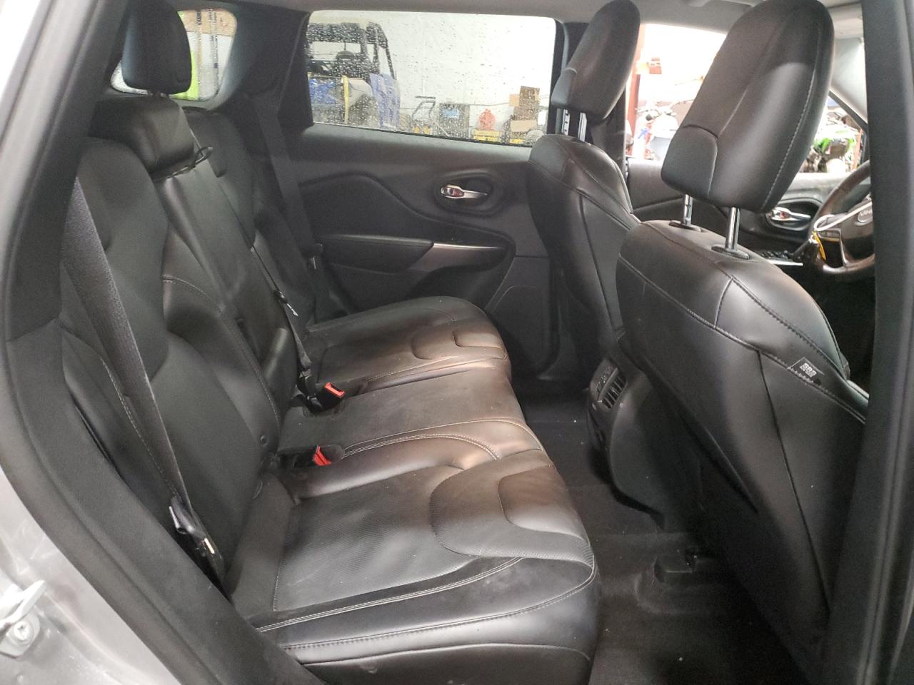 2019 Jeep Grand Cherokee VIN 1C4PJMDX8KD431398 Copart auction photo, side / front end damage thumbnail 10