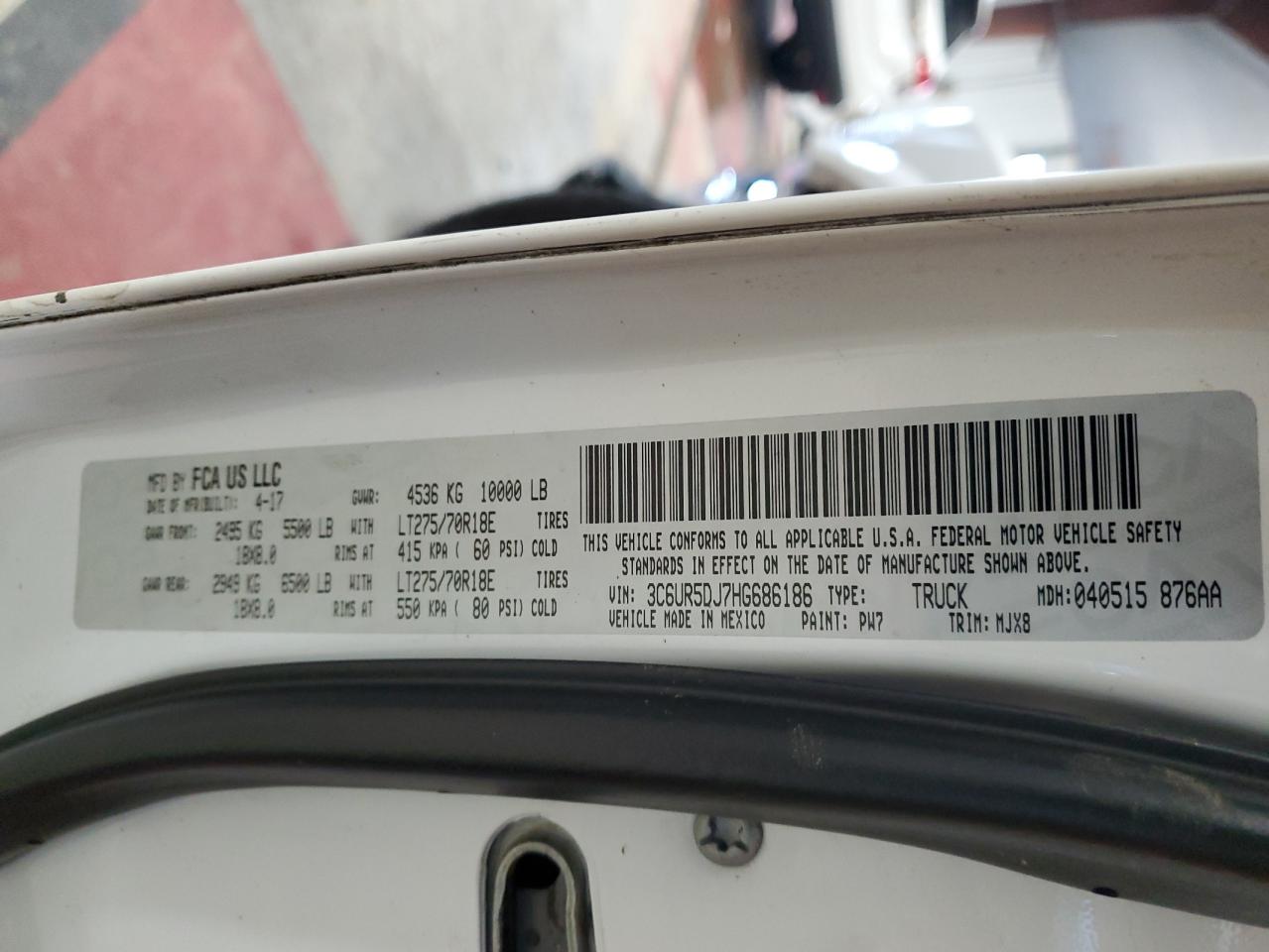 2017 RAM 2500 VIN 3C6UR5DJ7HG686186 Copart auction photo, side damage thumbnail 13