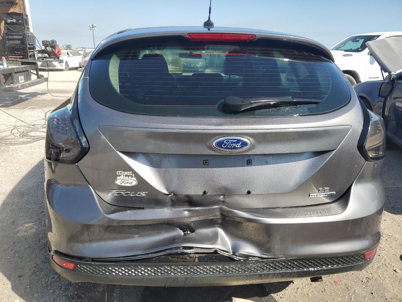 2014 Ford Focus VIN 1FADP3K27EL422422 Copart auction photo, water/flood / rear end damage thumbnail 6