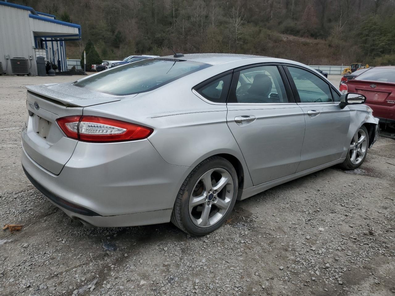 2016 Ford Fusion VIN 3FA6P0G79GR339493 Copart auction photo, front end / side damage thumbnail 3