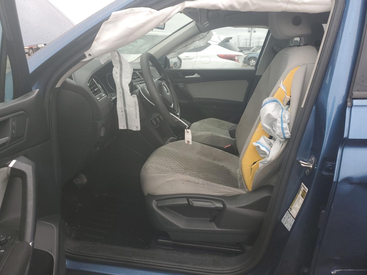 2020 Volkswagen Tiguan VIN 3VV0B7AX7LM160765 Copart auction photo, side damage thumbnail 7